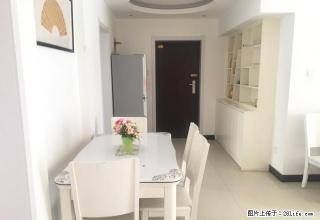 业主装修自住 装修讲究 家具家电用的都是品牌 随时看房 - 阜阳28生活网 fy.28life.com