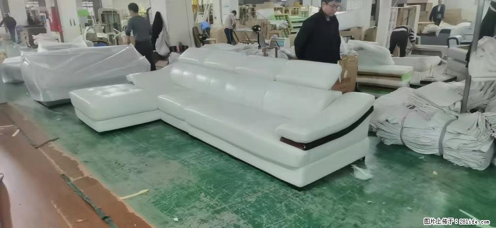 【大厂仿真皮沙发】实木框架,高回弹海绵45密度。全新包装,质量非常好,3.6米右贵妃 - 各类家具 - 居家生活 - 阜阳分类信息 - 阜阳28生活网 fy.28life.com