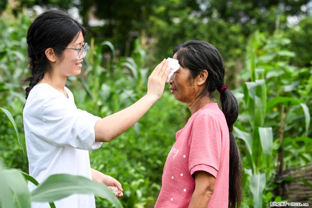 全网追的“扁担女孩”，找了一份暑假工，时薪12元 - 阜阳生活资讯 - 阜阳28生活网 fy.28life.com